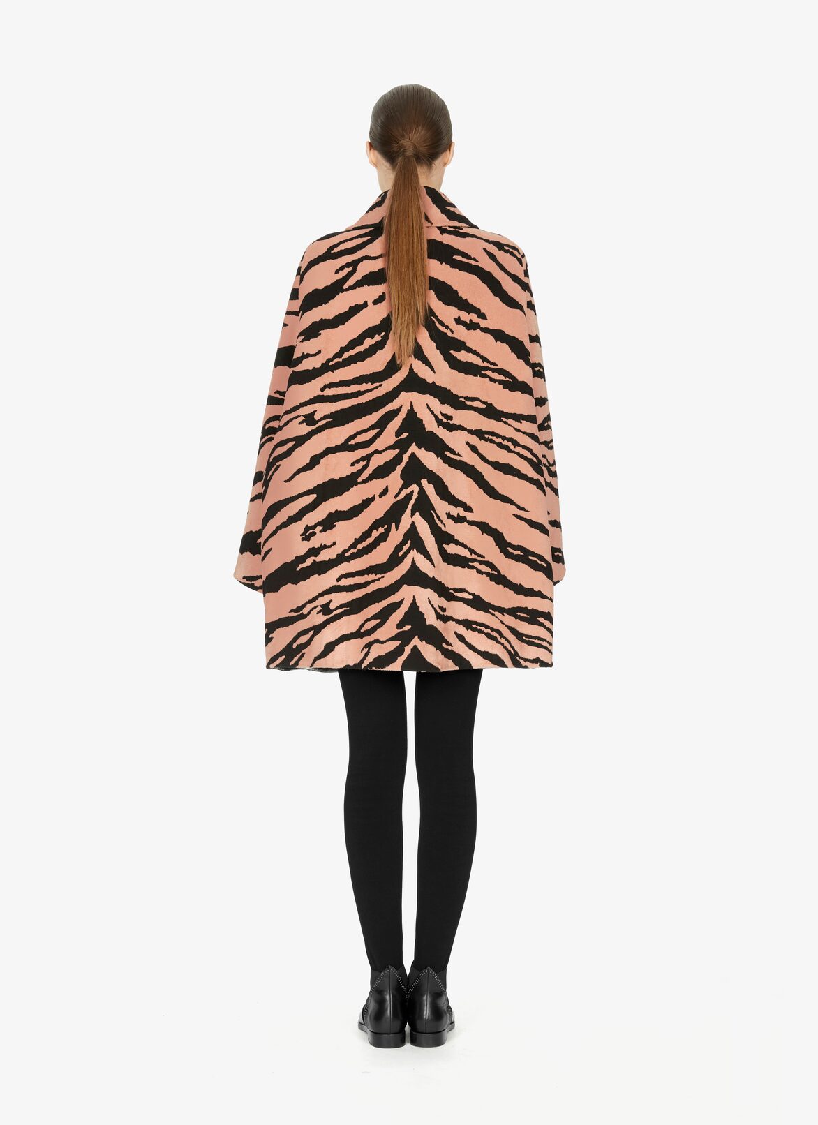 Coats ALAÏA BLACK/NUDE COATS